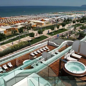 **** Hotel T-Suite Hotel Italia